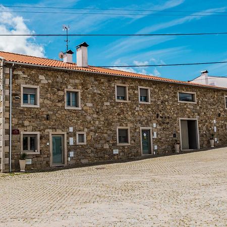 Отель Casas Campo Cimo Da Quinta Миранда-ду-Дору Экстерьер фото
