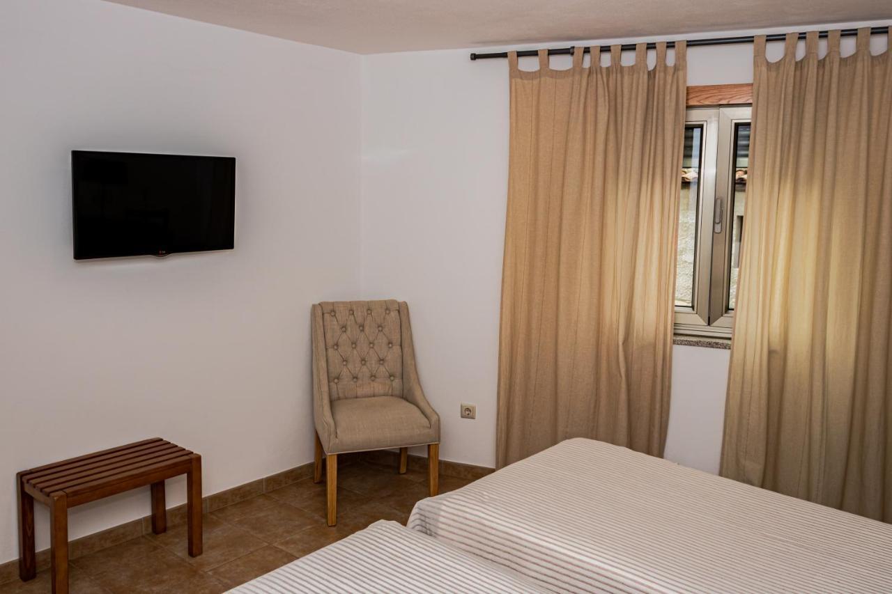Отель Casas Campo Cimo Da Quinta Миранда-ду-Дору Экстерьер фото