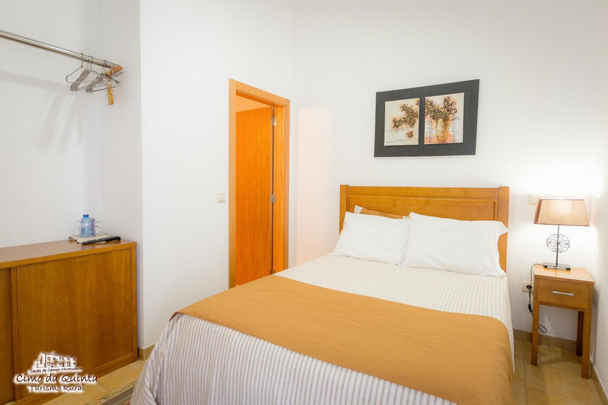 Отель Casas Campo Cimo Da Quinta Миранда-ду-Дору Номер фото
